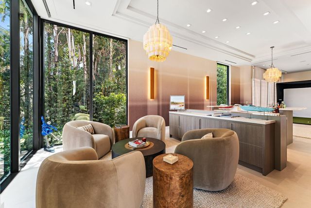 160 Spyglass Lane, Jupiter, FL 33477