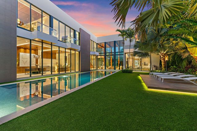 160 Spyglass Lane, Jupiter, FL 33477