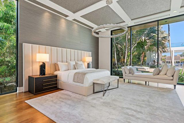 160 Spyglass Lane, Jupiter, FL 33477