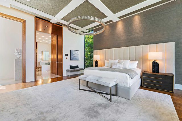 160 Spyglass Lane, Jupiter, FL 33477