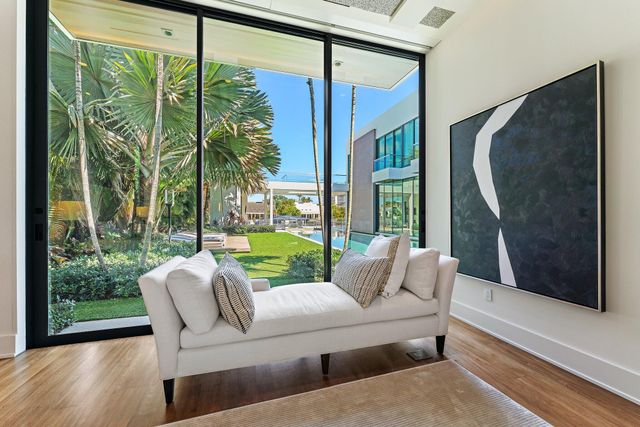 160 Spyglass Lane, Jupiter, FL 33477