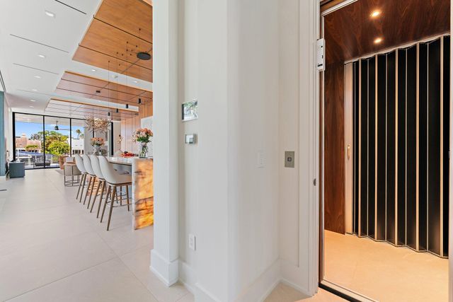 160 Spyglass Lane, Jupiter, FL 33477