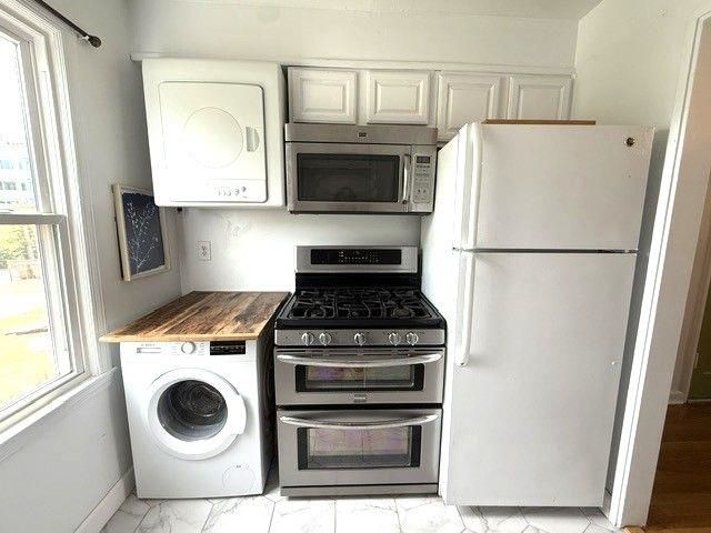 3001 Walnut Grove Rd Apt 4, Memphis, TN 38111