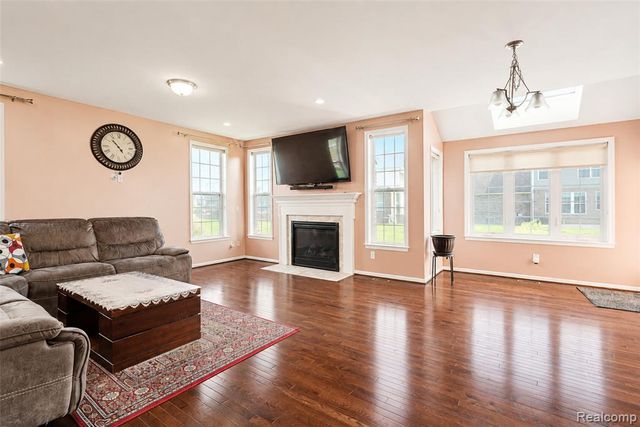 50873 Scarborough Road, Canton, MI 48188