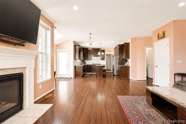 50873 Scarborough Road, Canton, MI 48188