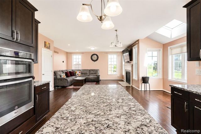 50873 Scarborough Road, Canton, MI 48188
