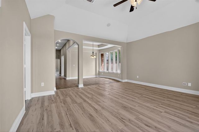 1328 Switchgrass Road, Edmond, OK 73013