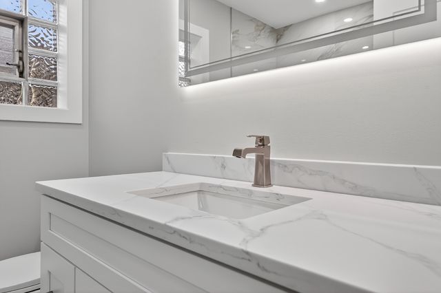 4249 N Sayre Avenue, Norridge, IL 60706