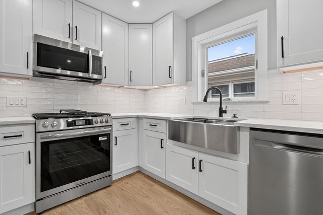 4249 N Sayre Avenue, Norridge, IL 60706