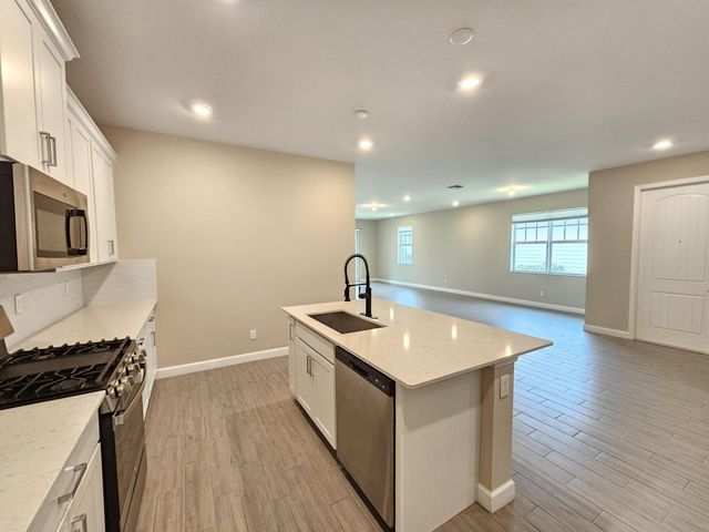 1284 HAYWAGON Trail, The Acreage, FL 33470