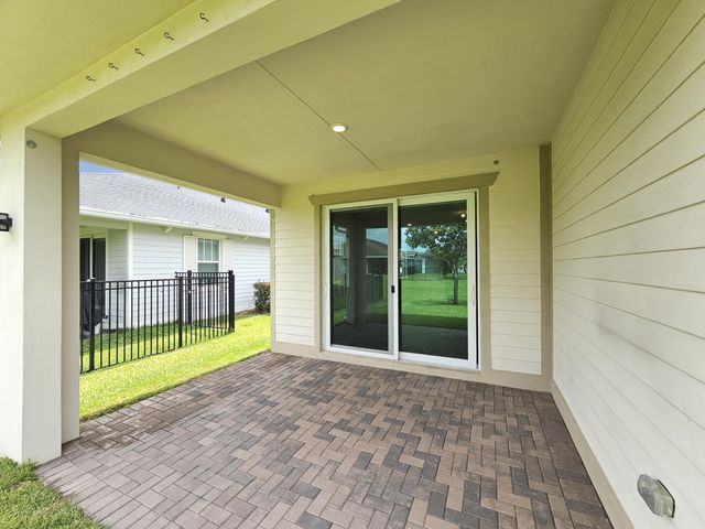 1284 HAYWAGON Trail, The Acreage, FL 33470