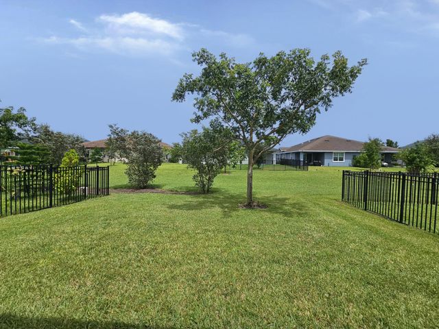 1284 HAYWAGON Trail, The Acreage, FL 33470