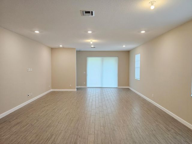 1284 HAYWAGON Trail, The Acreage, FL 33470