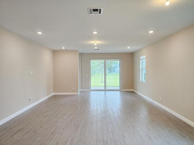 1284 HAYWAGON Trail, The Acreage, FL 33470