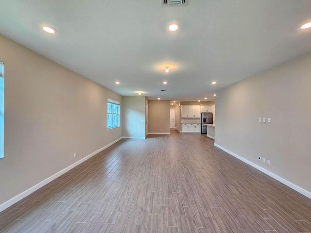 1284 HAYWAGON Trail, The Acreage, FL 33470