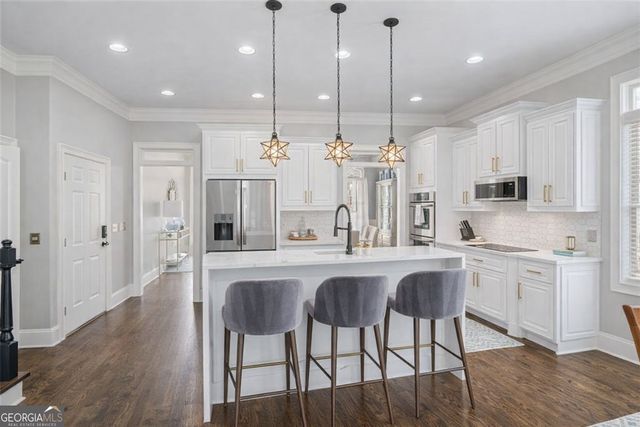 1525 Camden Cove Drive, Cumming, GA 30040