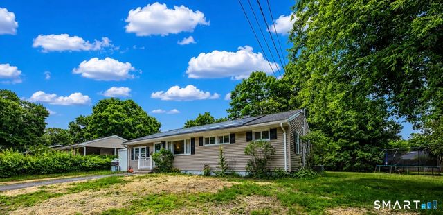 198 Beacon Manor Road, Naugatuck, CT 06770