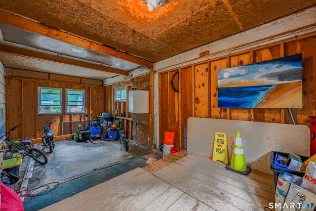 198 Beacon Manor Road, Naugatuck, CT 06770