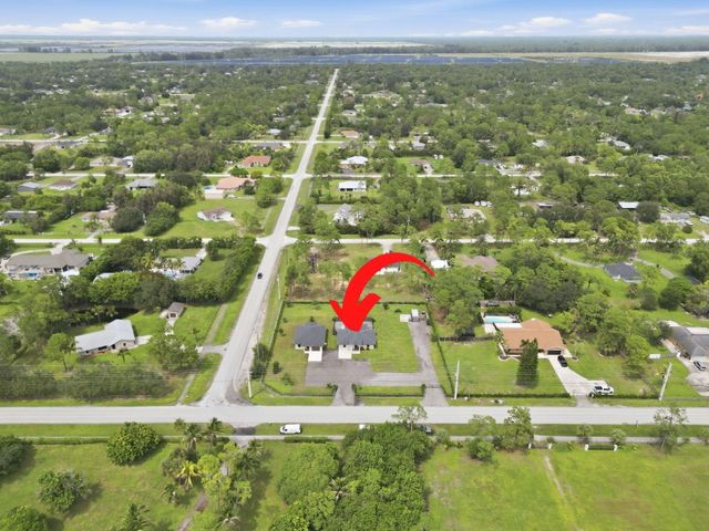 18477 Sycamore Drive W, The Acreage, FL 33470