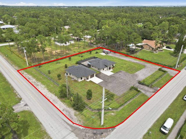 18477 Sycamore Drive W, The Acreage, FL 33470