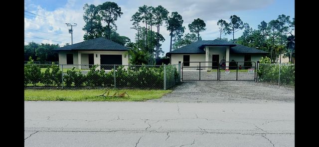 18477 Sycamore Drive W, The Acreage, FL 33470
