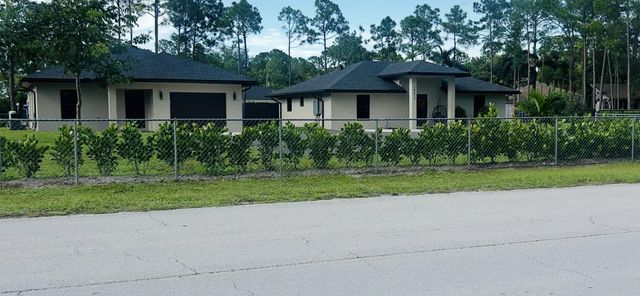 18477 Sycamore Drive W, The Acreage, FL 33470