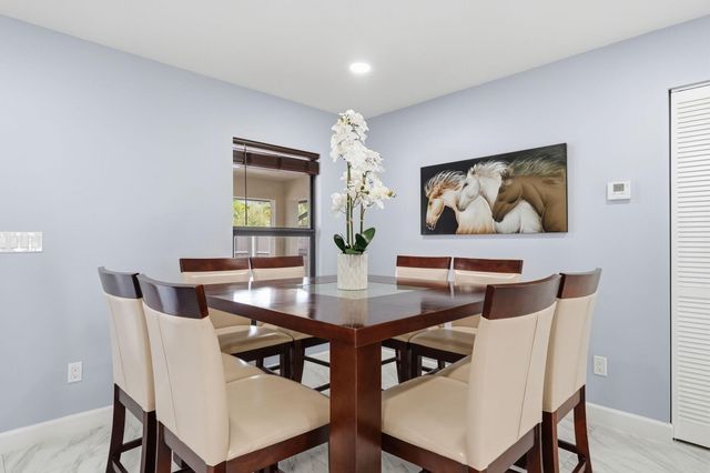 18477 Sycamore Drive W, The Acreage, FL 33470