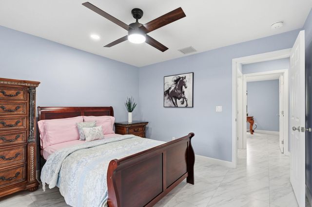 18477 Sycamore Drive W, The Acreage, FL 33470
