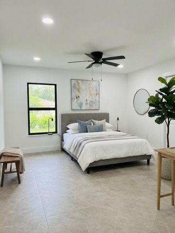 18477 Sycamore Drive W, The Acreage, FL 33470