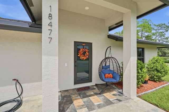 18477 Sycamore Drive W, The Acreage, FL 33470