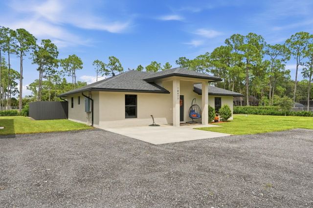18477 Sycamore Drive W, The Acreage, FL 33470