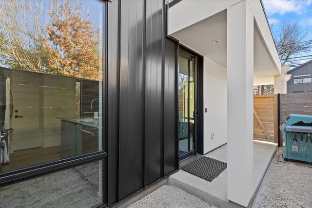 1709 Willow ST 2, Austin, TX 78702