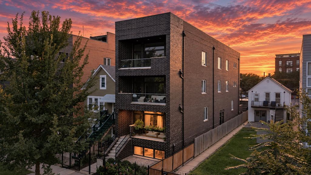1818 N Sawyer Avenue 1E, Chicago, IL 60647 — exterior