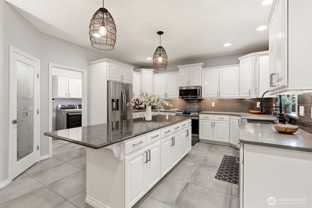 9111 N Kensington Drive, Spokane, WA 99208