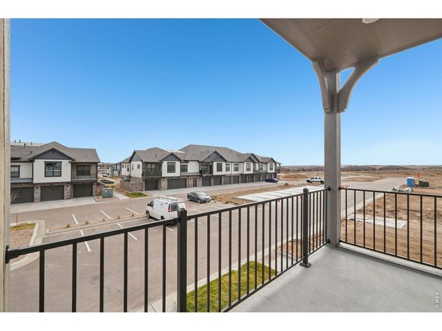 265 High Point Dr 207, Longmont, CO 80504