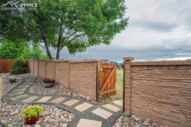 6815 Prairie Wind Drive, Colorado Springs, CO 80923