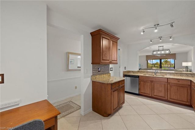 12170 Kelly Sands WAY # 721, Fort Myers, FL 33908