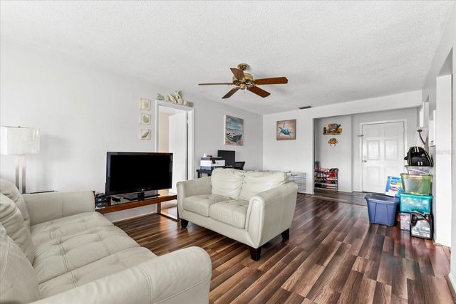 6348 7TH AVENUE W 6348, Bradenton, FL 34209