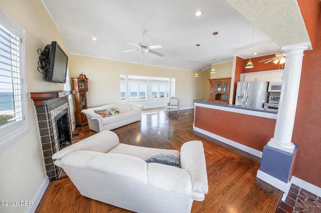 3873 S Atlantic Avenue, Daytona Beach Shores, FL 32118