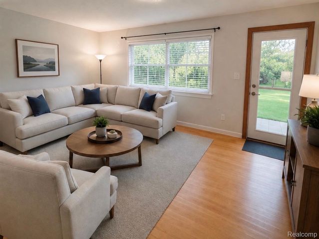 1125 Dolane Drive, White Lake Charter Township, MI 48383