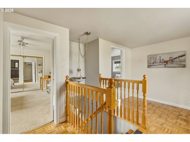 606 N 16TH Ave, Kelso, WA 98626