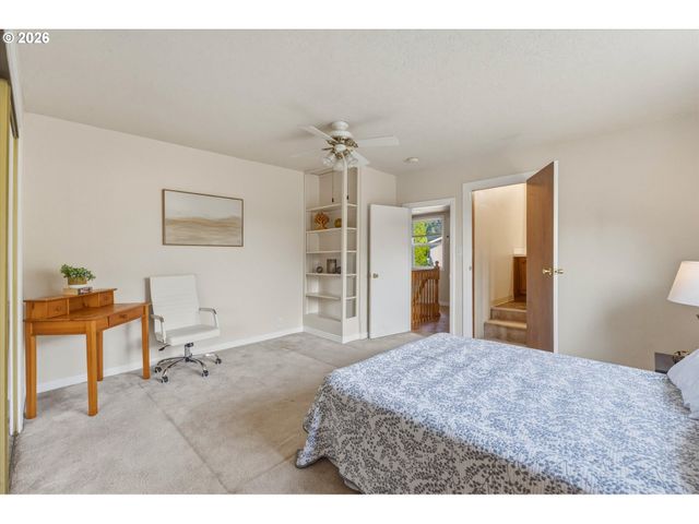 606 N 16TH Ave, Kelso, WA 98626