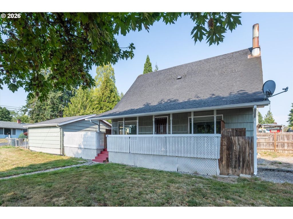 606 N 16TH Ave, Kelso, WA 98626