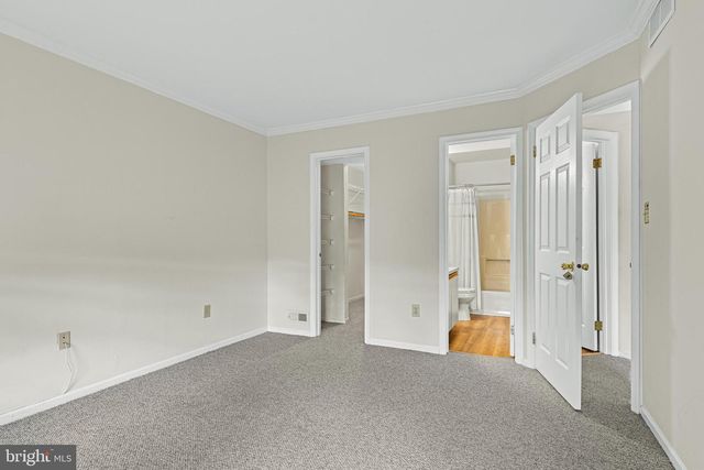 384 WOODLAKE DR, Marlton, NJ 08053