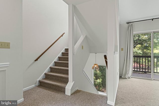 384 WOODLAKE DR, Marlton, NJ 08053