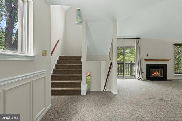 384 WOODLAKE DR, Marlton, NJ 08053