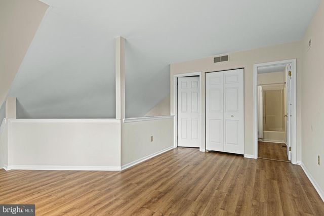 384 WOODLAKE DR, Marlton, NJ 08053