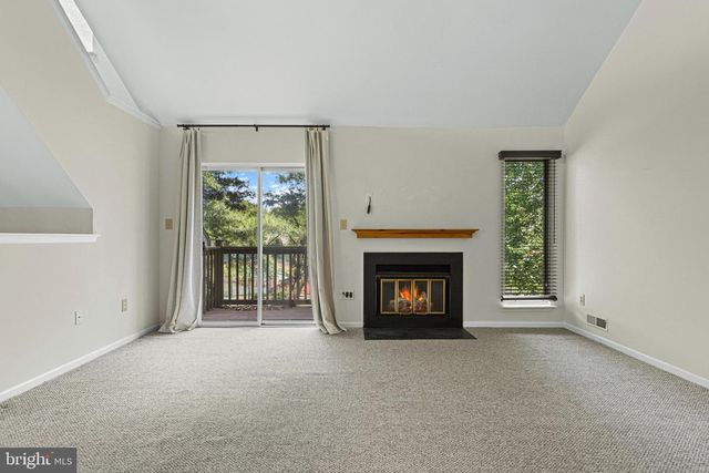 384 WOODLAKE DR, Marlton, NJ 08053