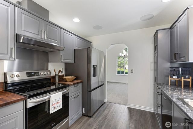 5033 NW Uff Da Lane, Silverdale, WA 98383