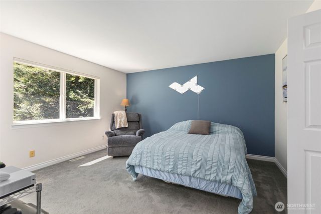 5033 NW Uff Da Lane, Silverdale, WA 98383
